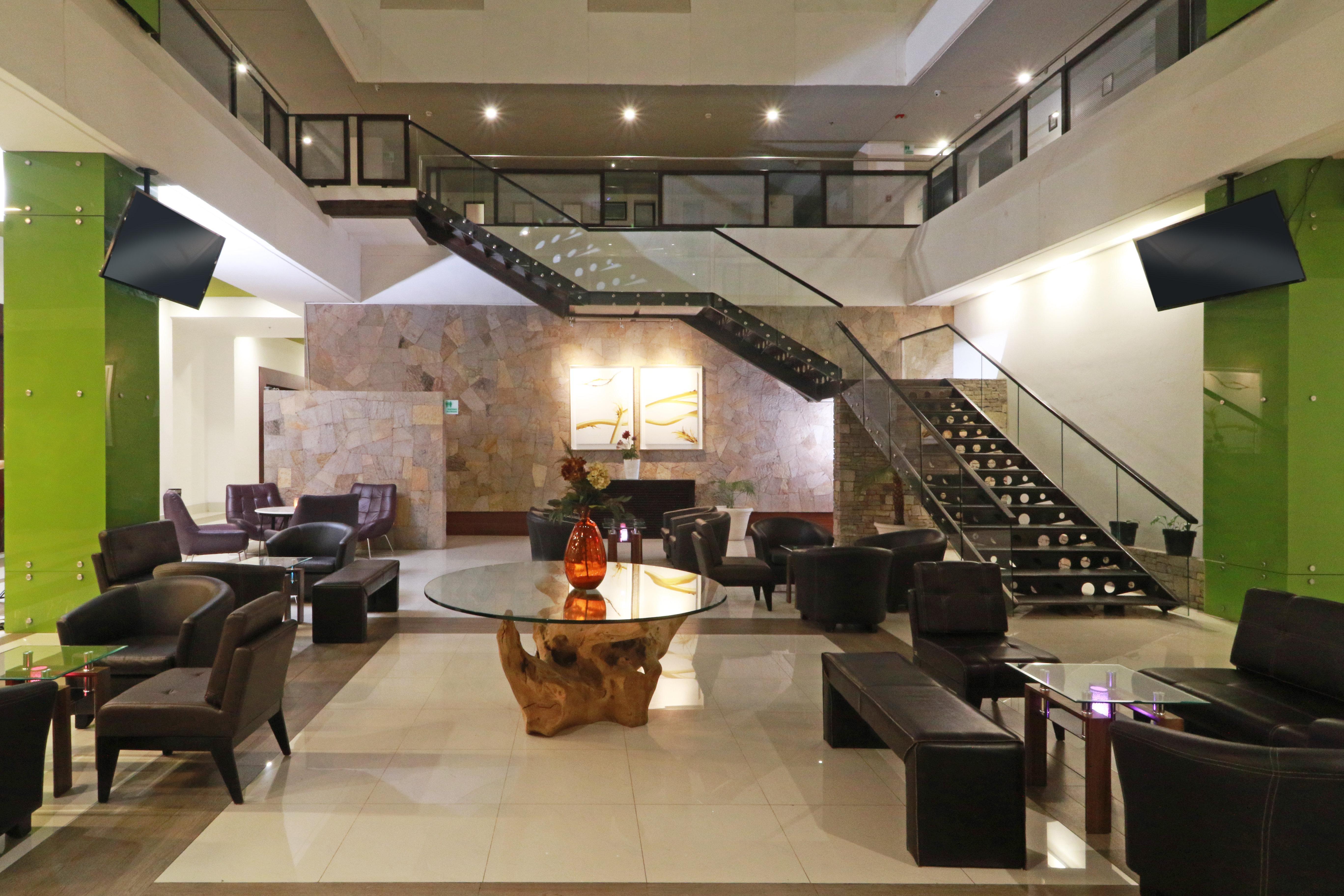Holiday Inn Queretaro Zona Krystal, An Ihg Hotel Bagian luar foto
