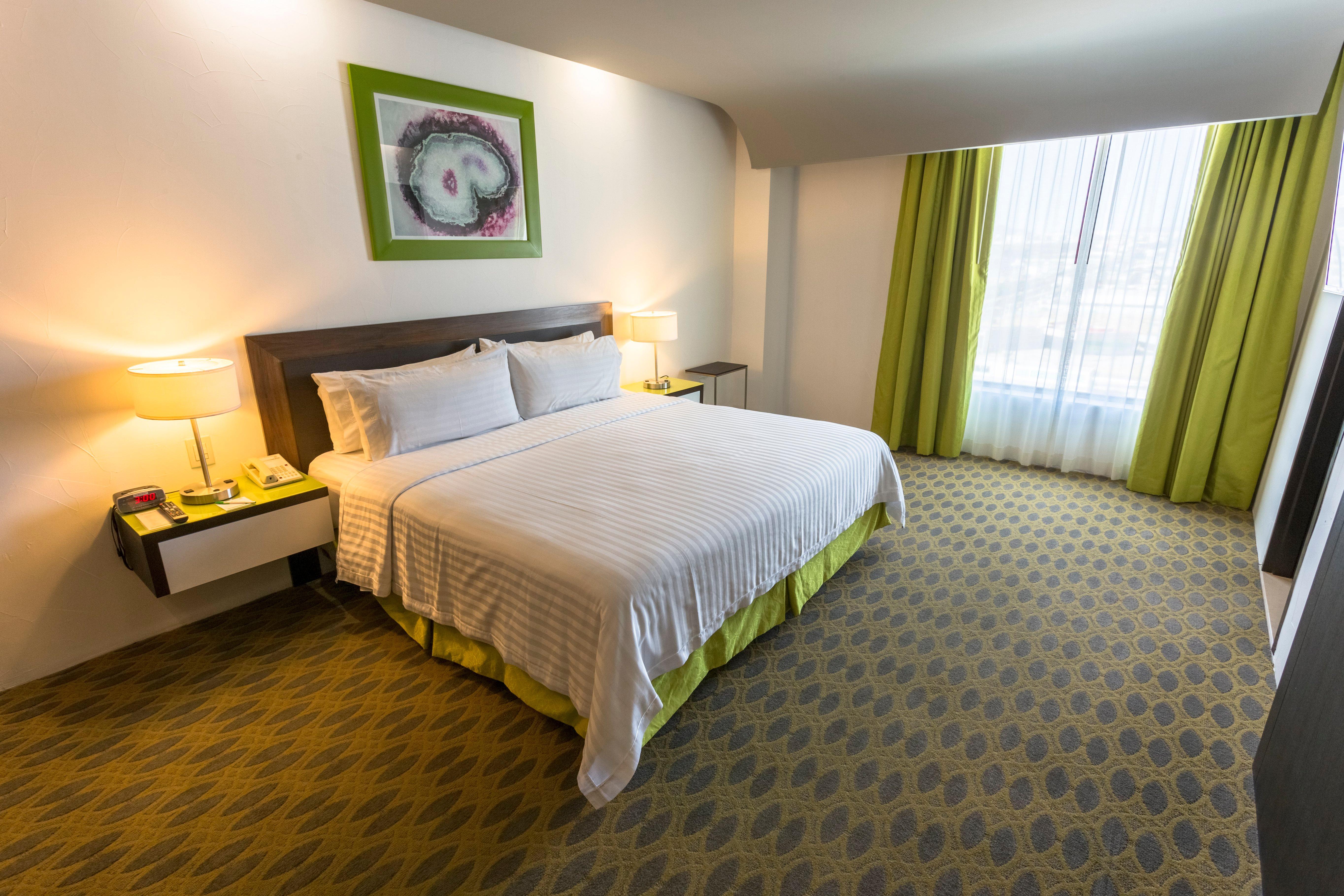Holiday Inn Queretaro Zona Krystal By Ihg Bagian luar foto